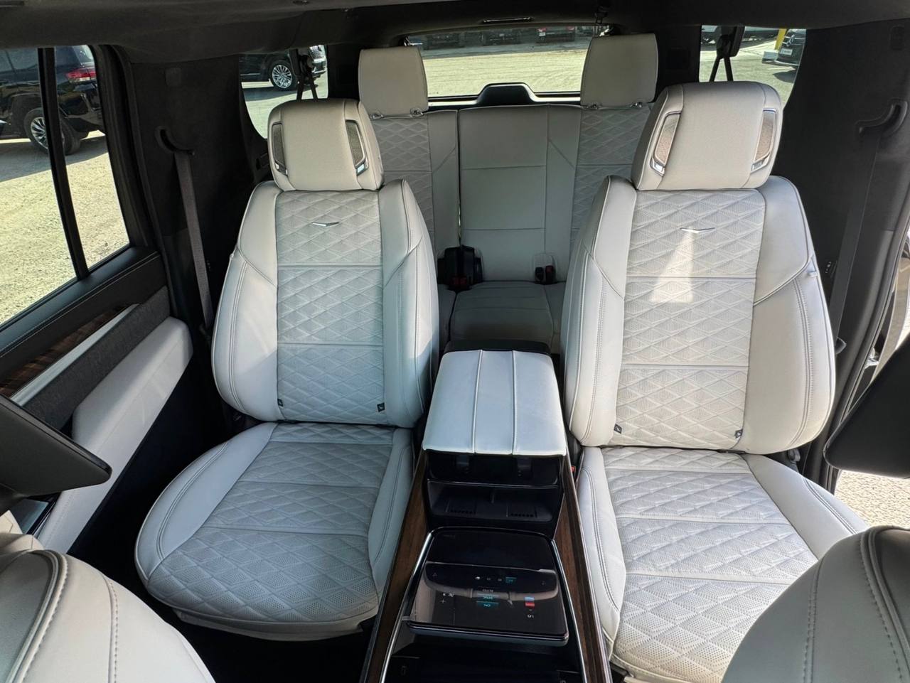 2026 Cadillac Escalade ESV Platinum Sport