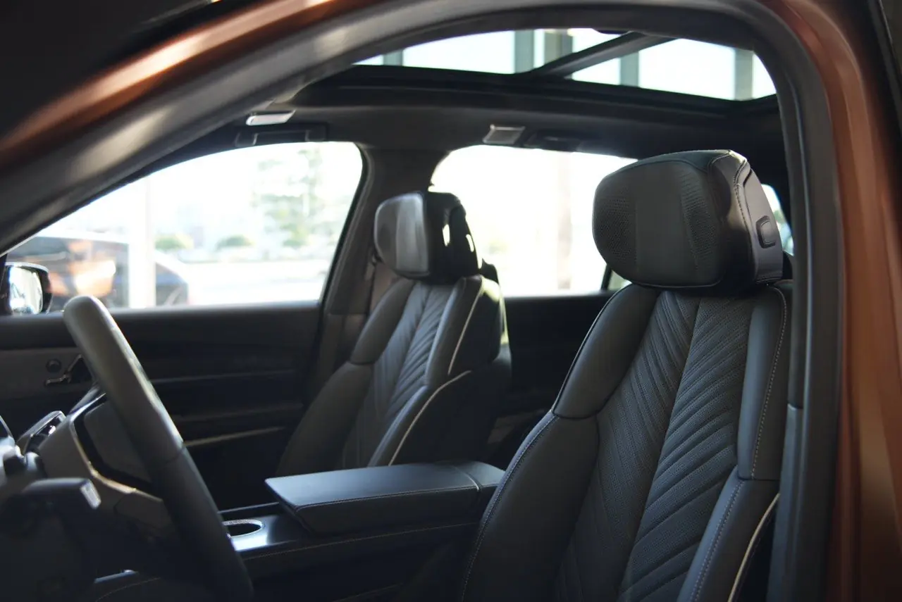2027 Cadillac Vistiq Platinum