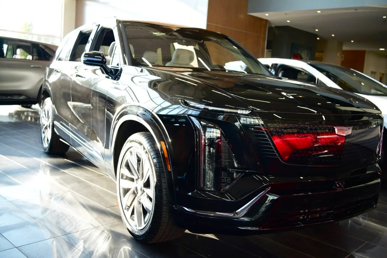 2027 Cadillac Vistiq Sport