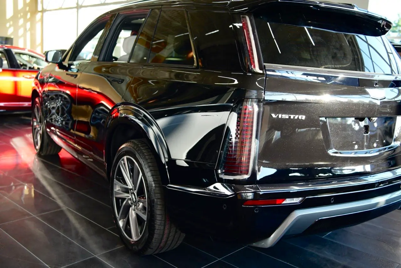 2027 Cadillac Vistiq Sport