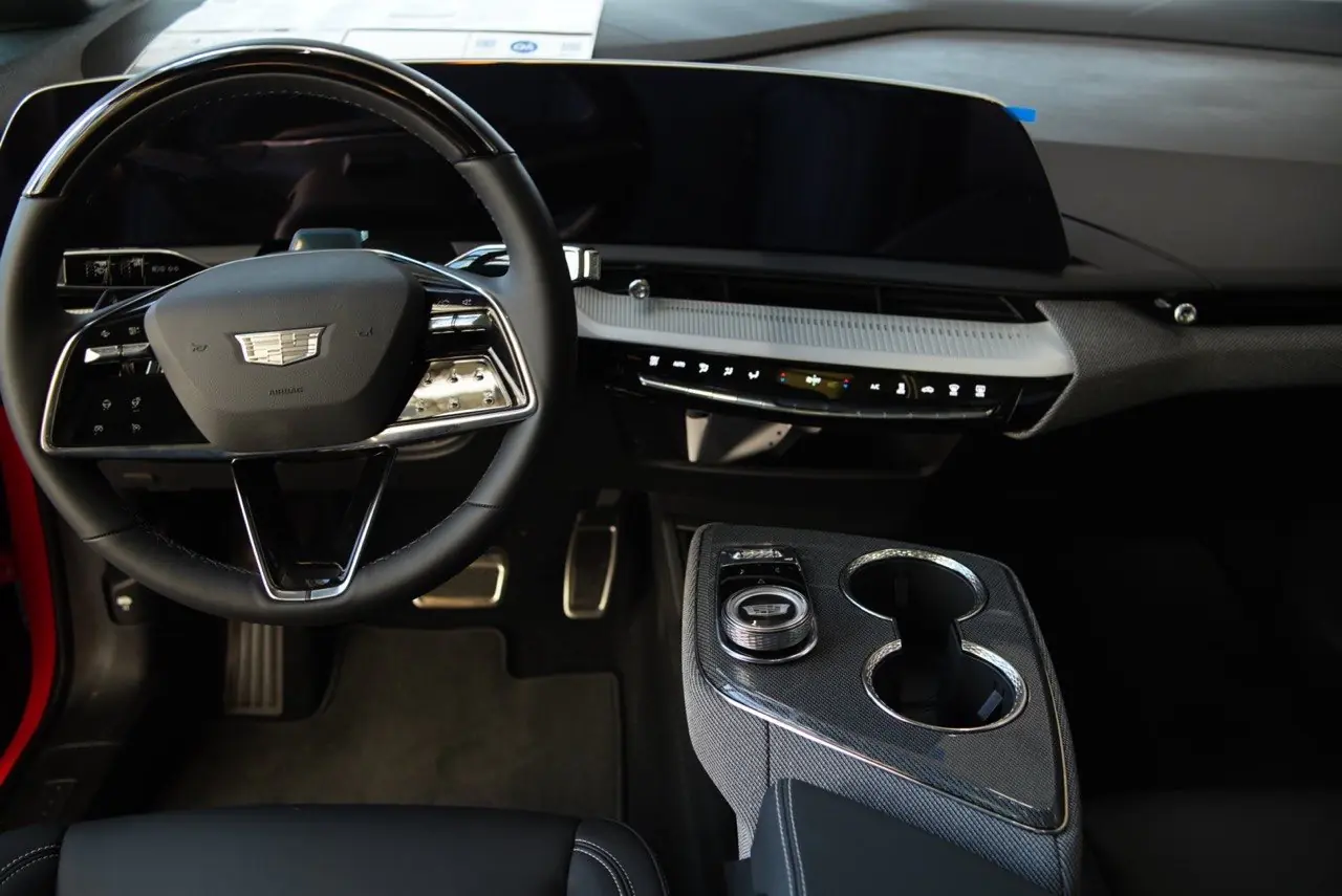 2027 Cadillac OPTIQ Sport