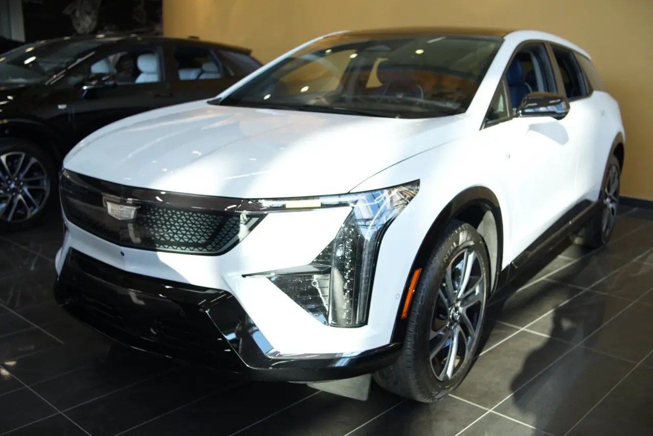 2027 Cadillac OPTIQ Sport