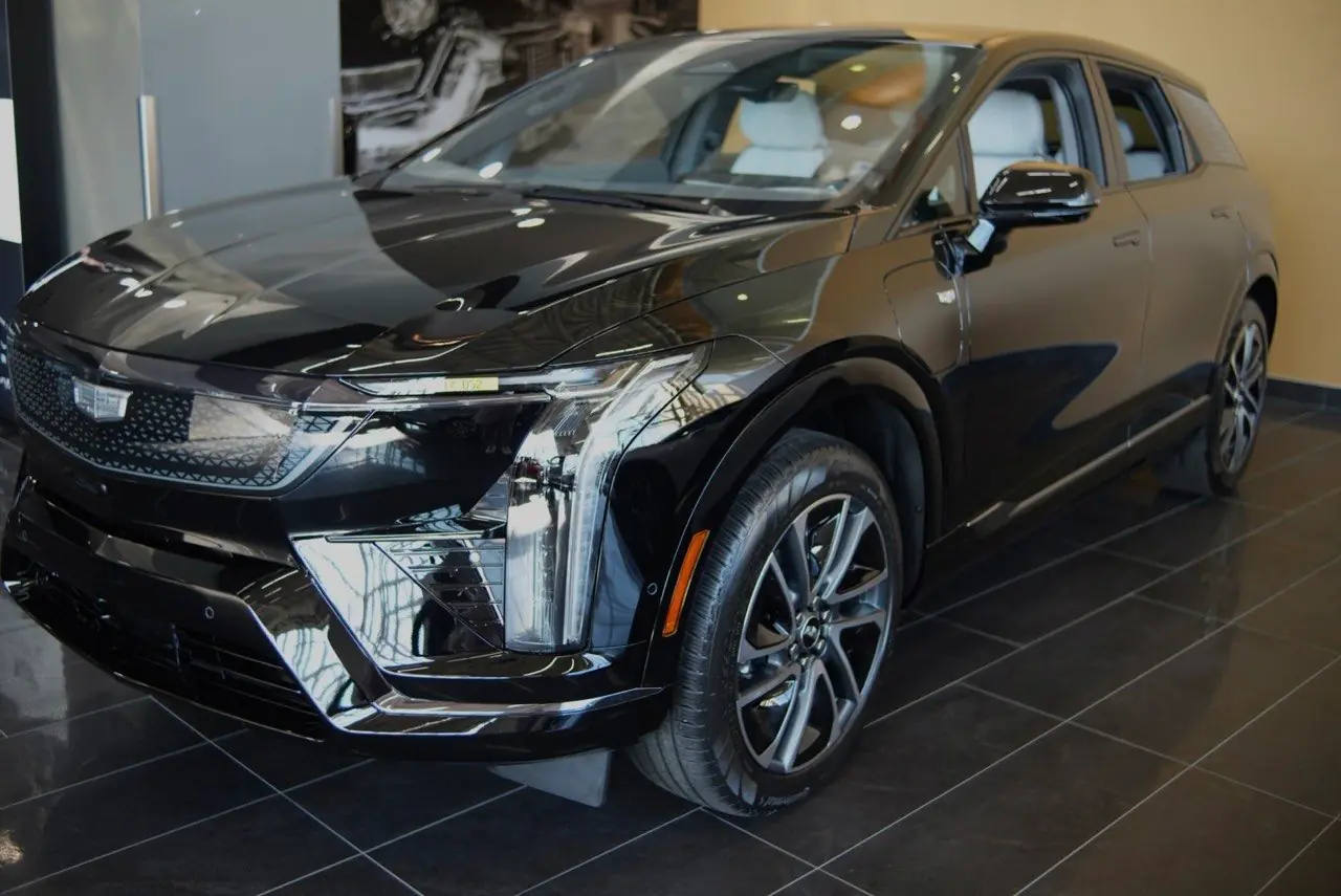 2027 Cadillac OPTIQ Sport