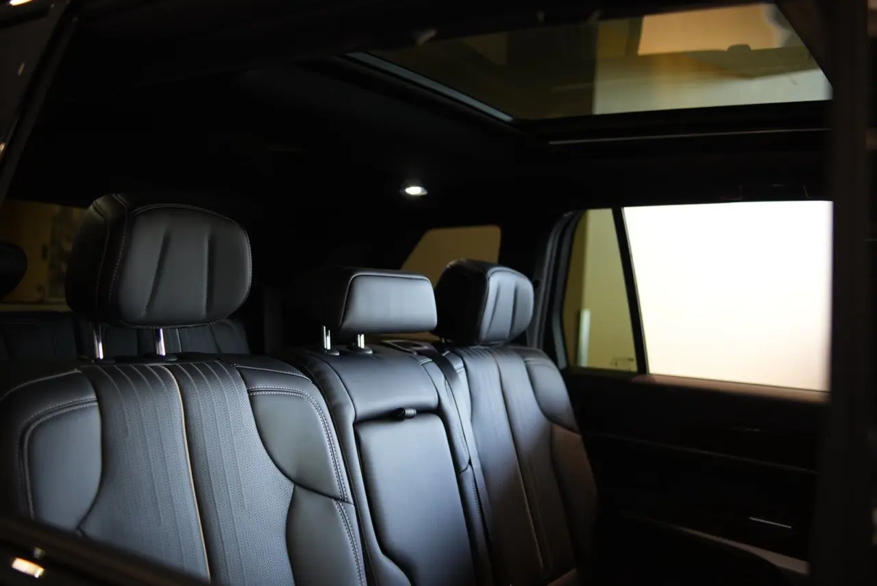 2027 Cadillac Vistiq Platinum