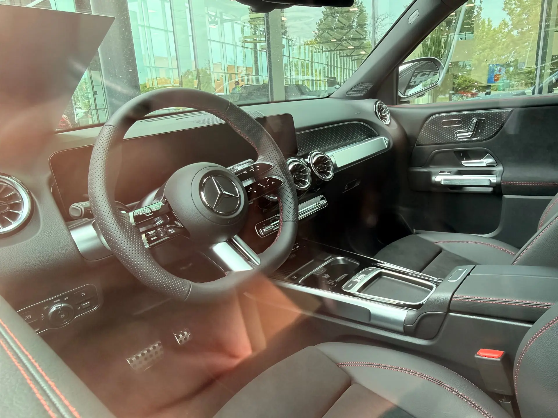 2026 Mercedes-Benz GLB250 4MATIC