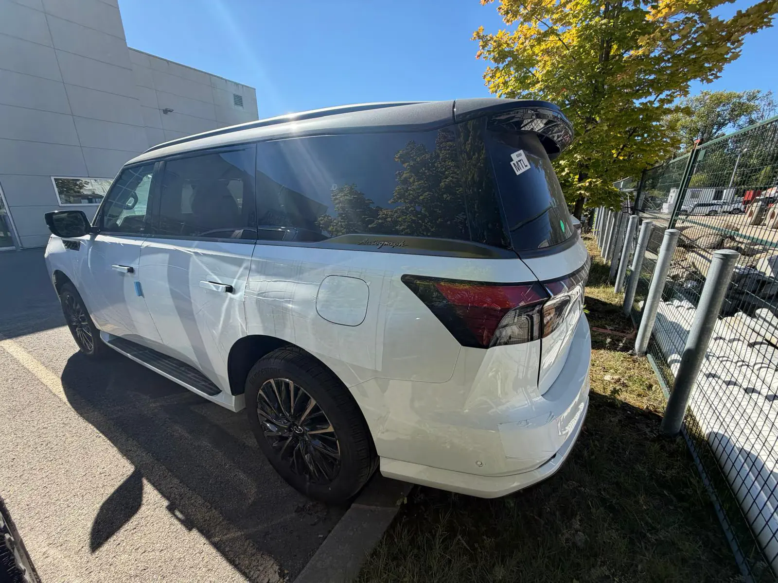 2027 INFINITI QX80 Autograph